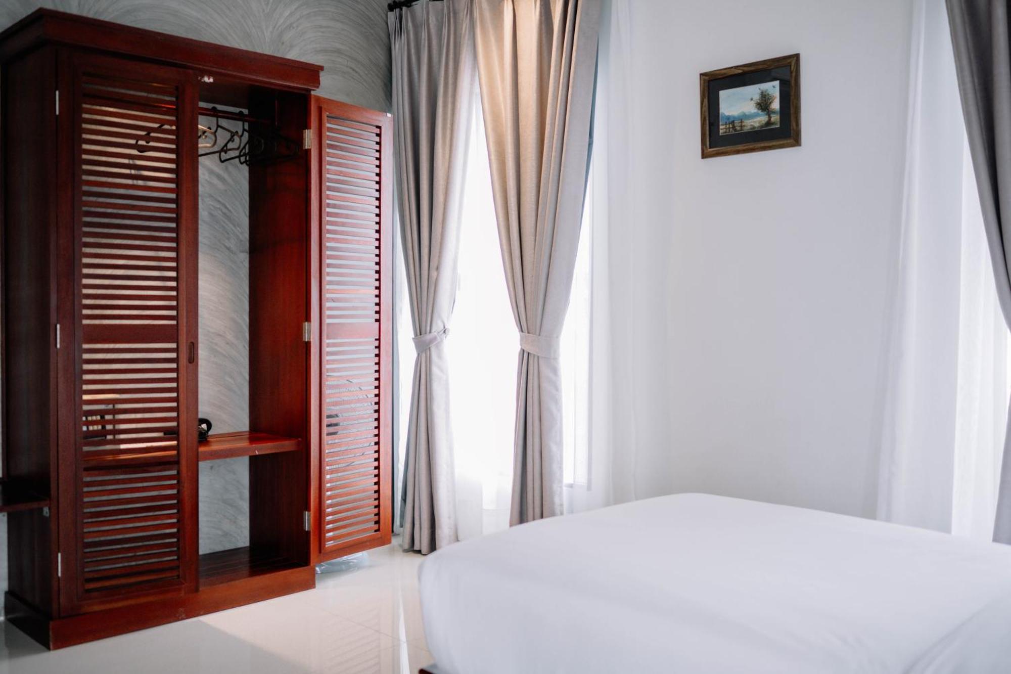 S 2 Modern Boutique Hotel Vientiane Exterior foto