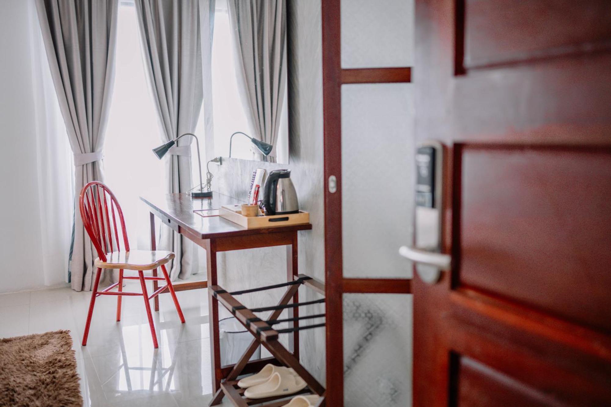 S 2 Modern Boutique Hotel Vientiane Exterior foto